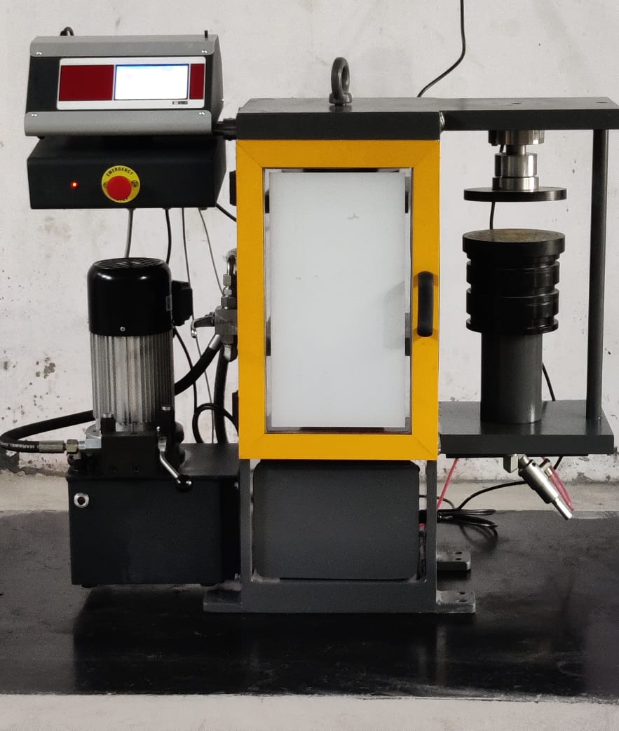Pilot Pro 500/15 KN- Automatic Computer Controlled Compression/ Flexural Testing Machine